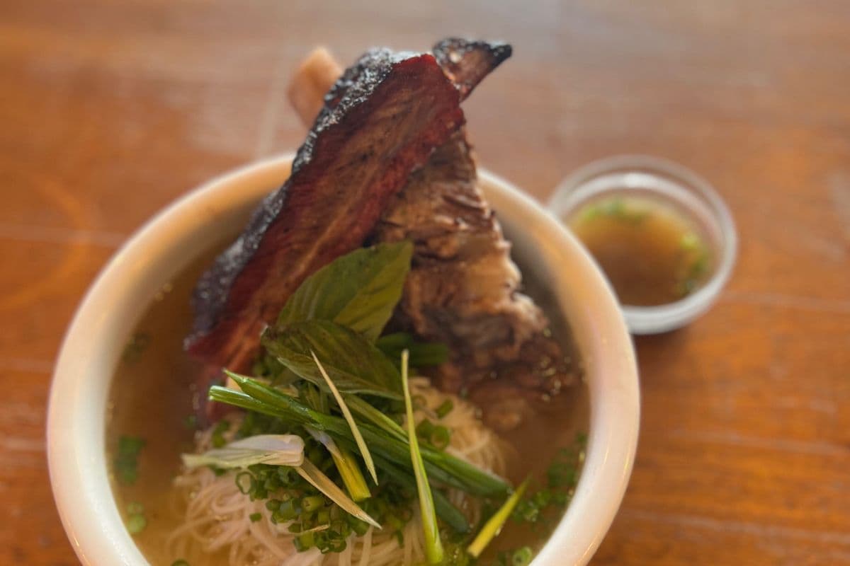 The dual 1 smoked rib and 1 braised rib