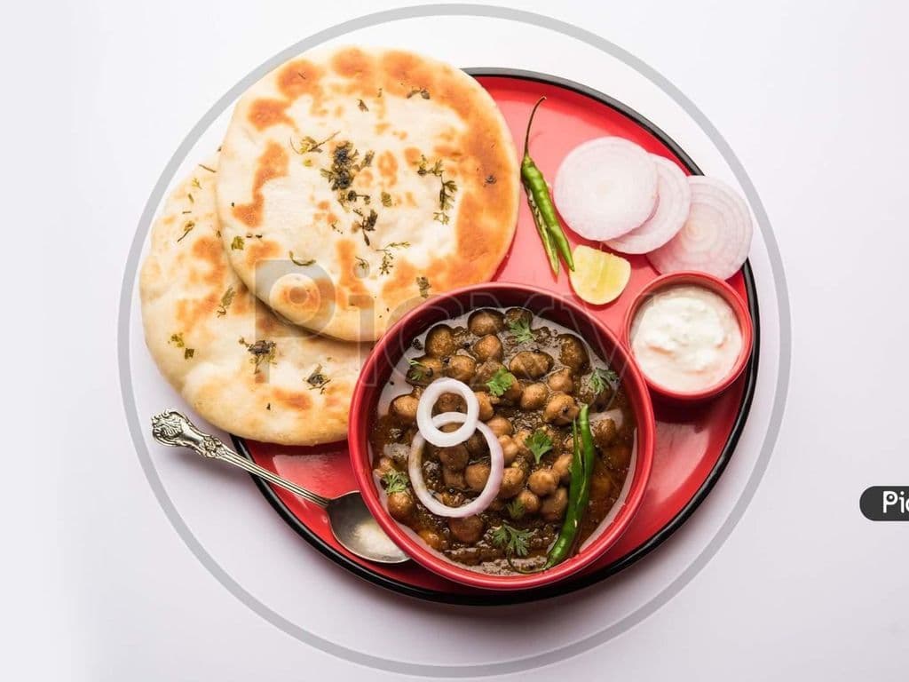 Chole Kulche