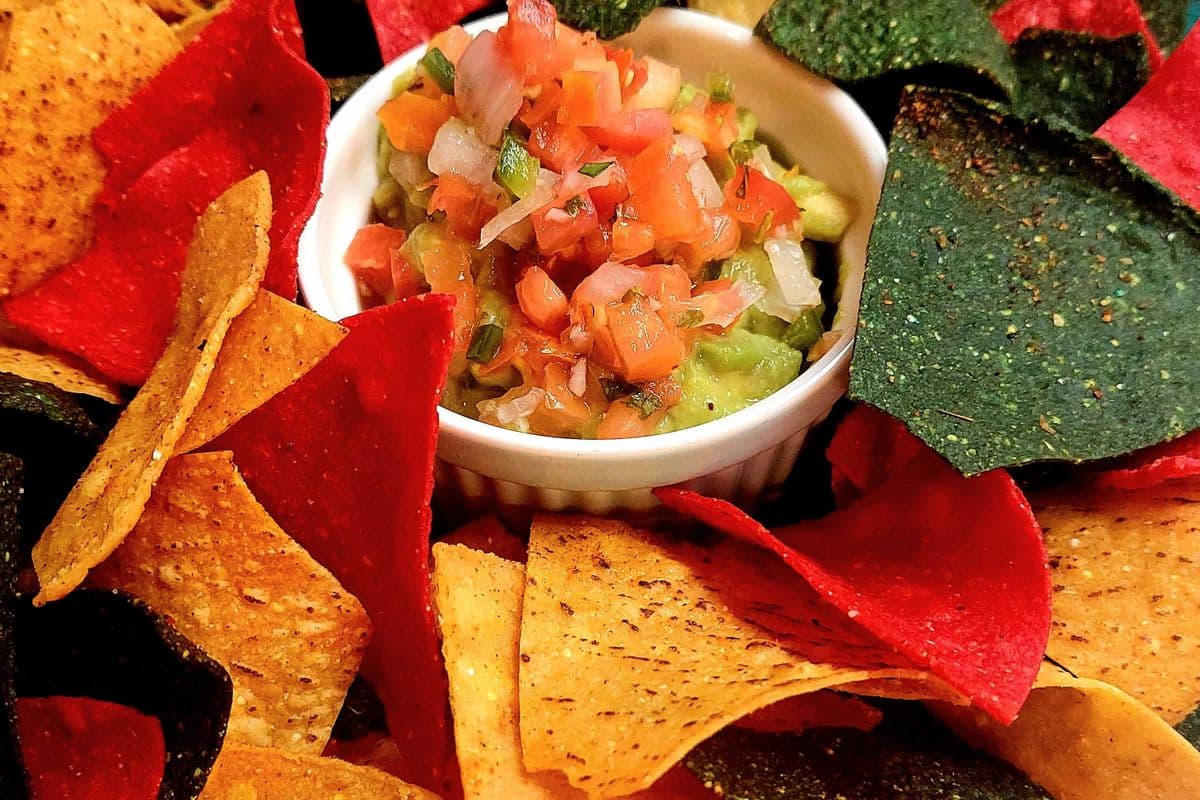 Chips and Guacamole (GA) (DF) (V)