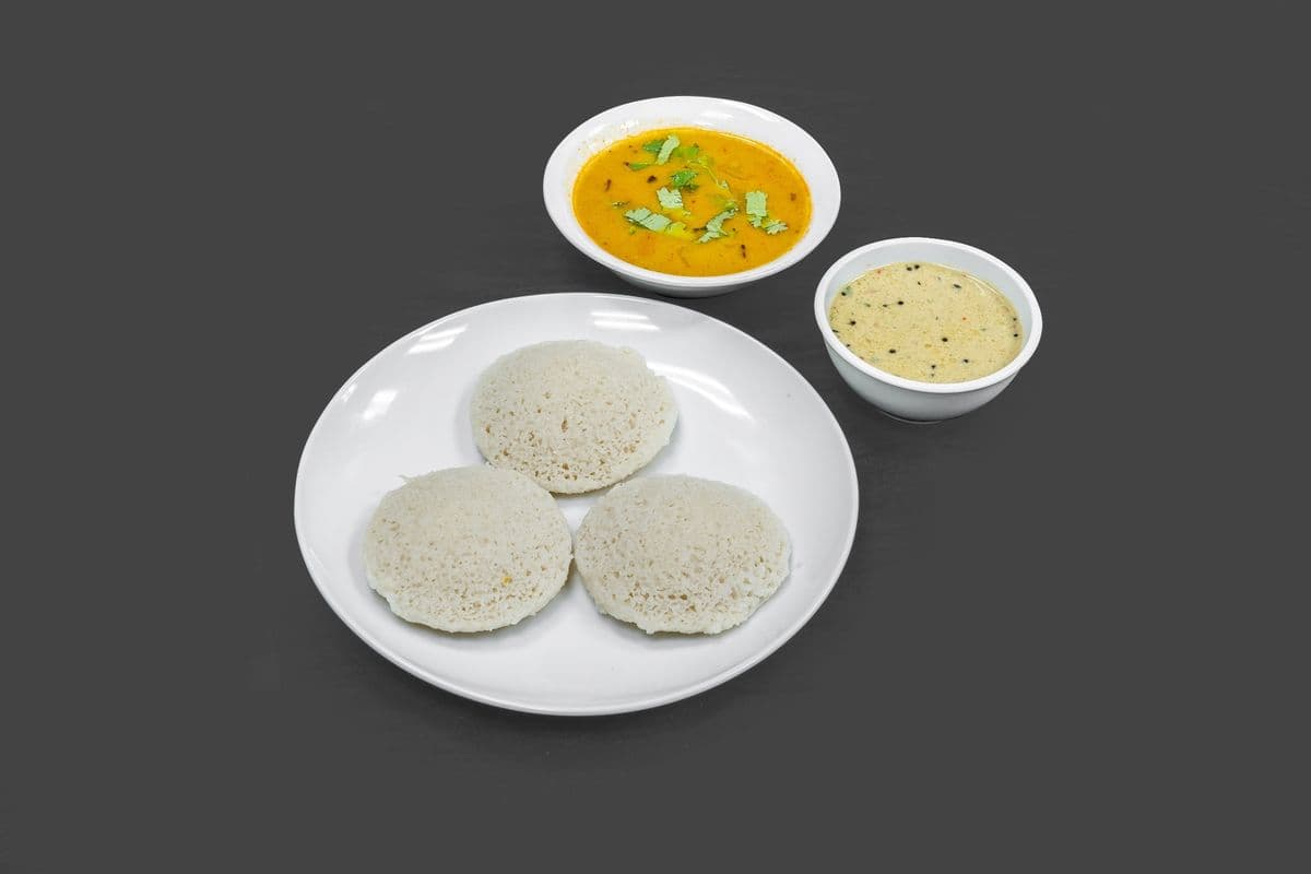 Plain Idlies (3 pcs)