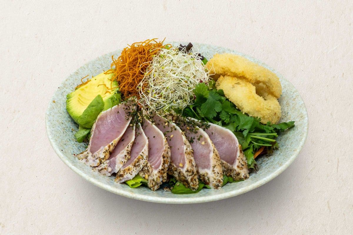 Tuna Tataki Salad