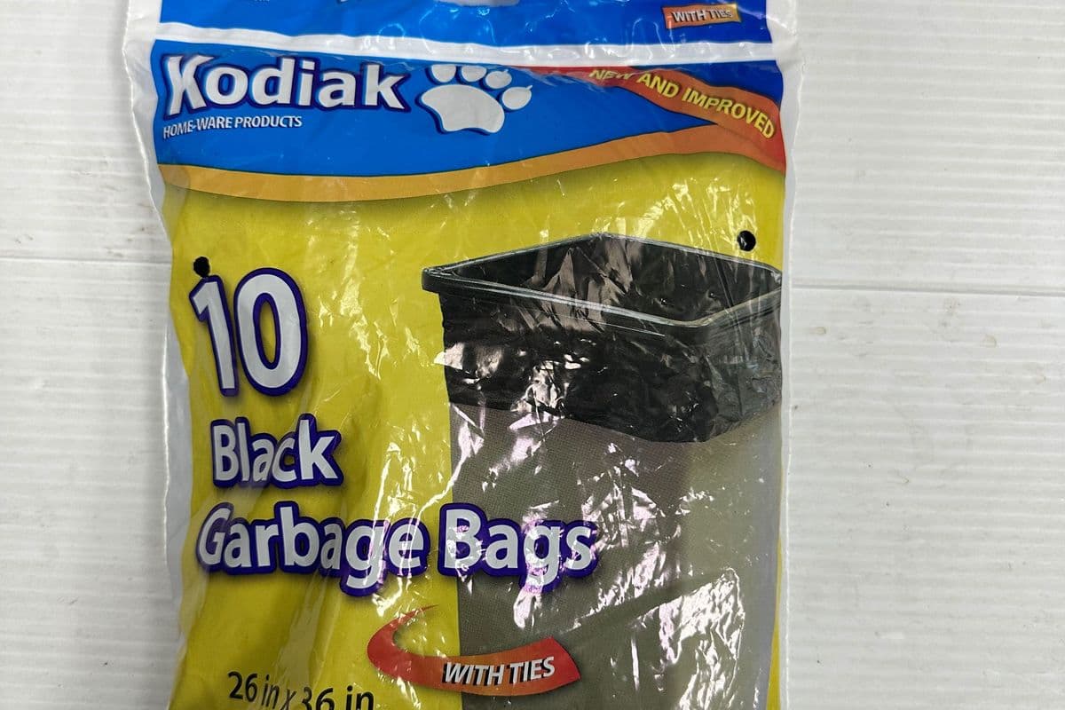 Kodiak 10 Black Garbage Bags (66cm* 91.5 cm)