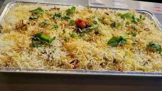 Large tray Palanadu Chicken Biryani