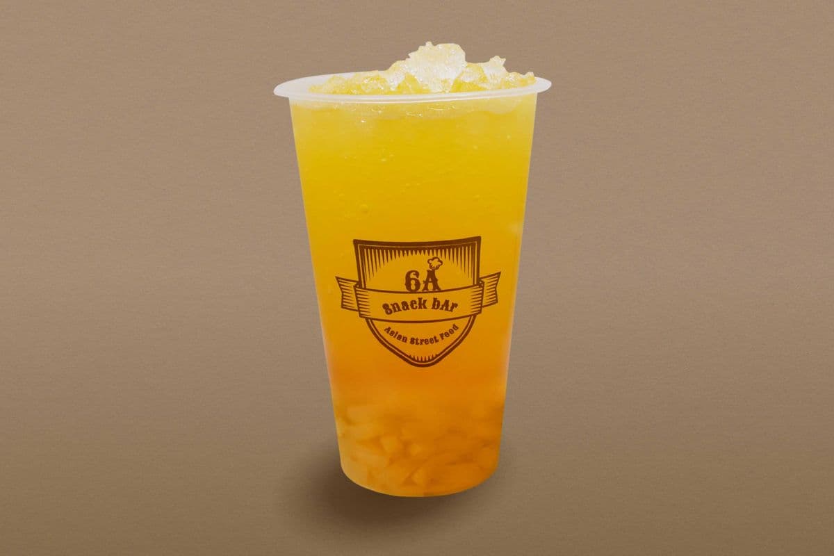 D10. Iced Peach Tea with Coconut Jelly