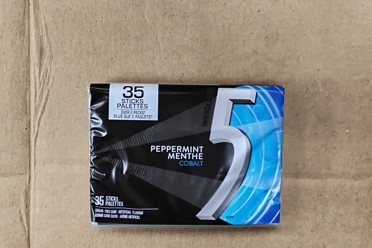 5 Gum Peppermint-Cobalt Flavoured Sugar Free Chewing Gum. 35 sticks
