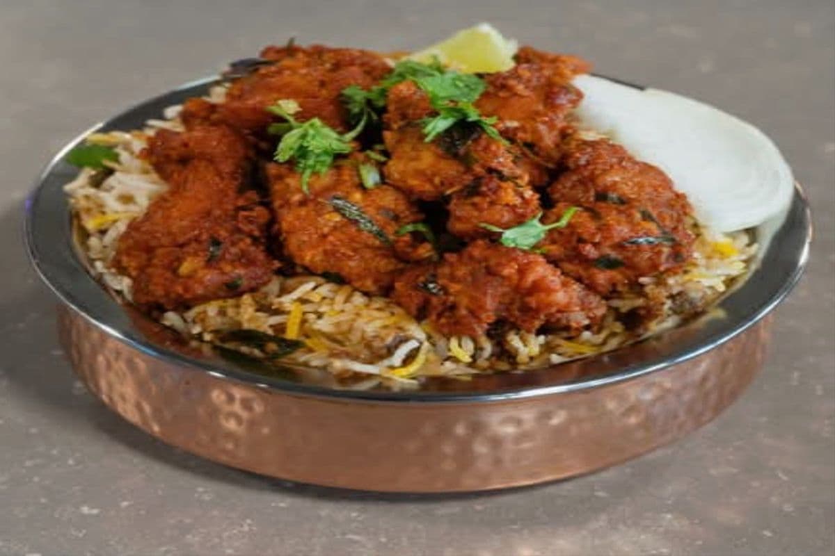 Telangana Spicy Boneless Chicken Biryani