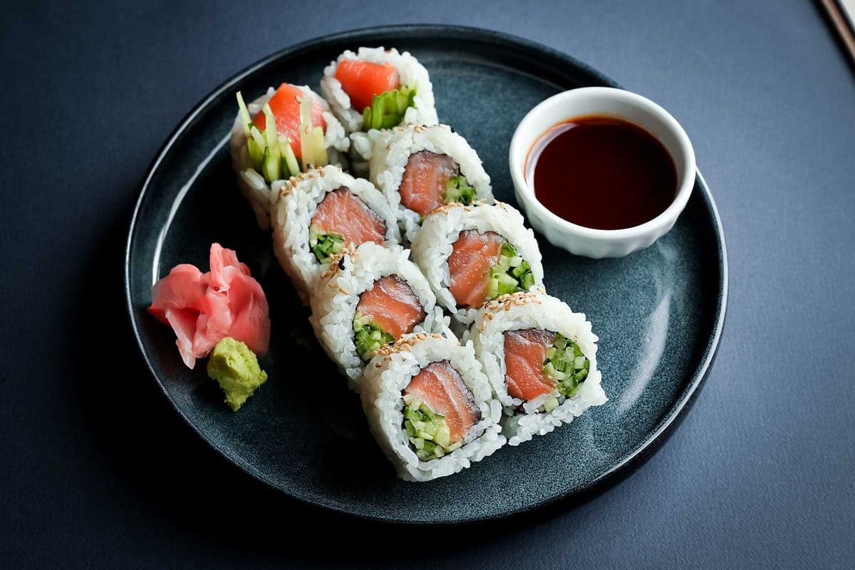 Spicy Salmon Roll