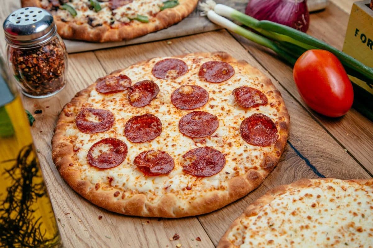 10 Pizza "10" Pepperoni