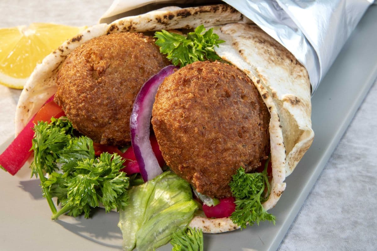 Falafel vegetarian Wrap