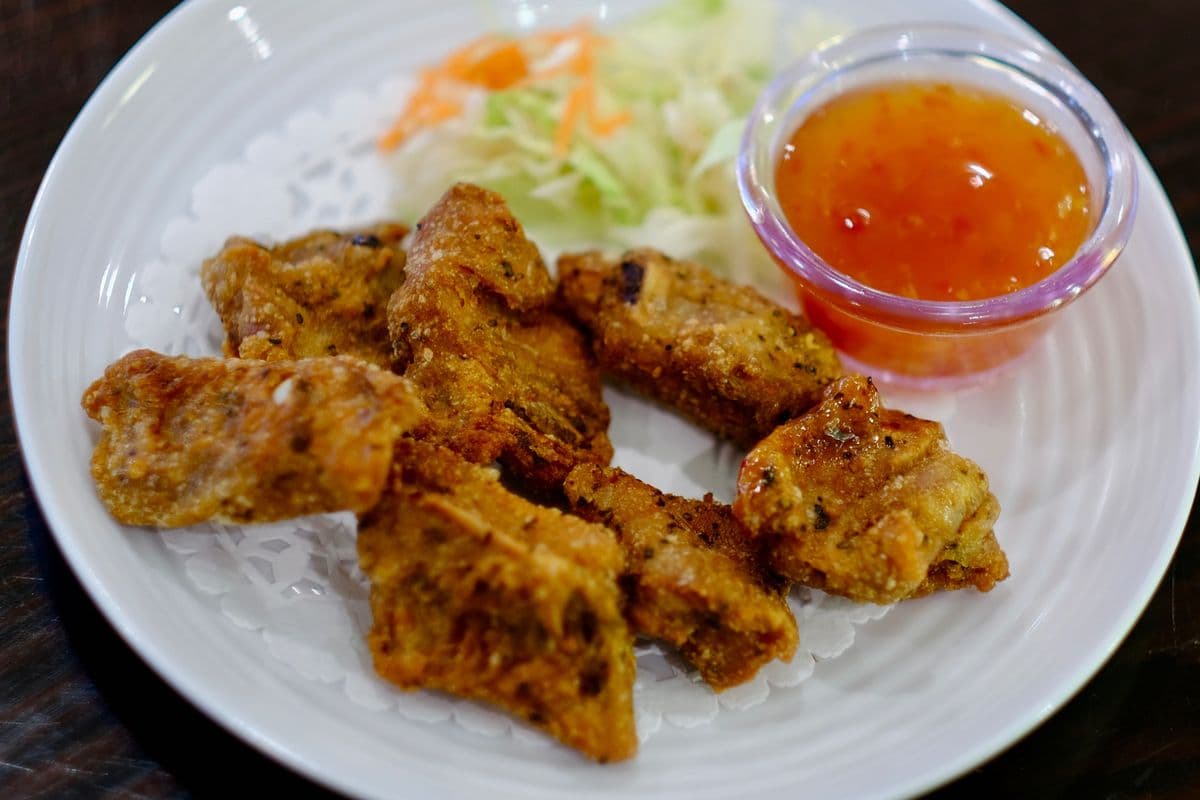 11. Pork Dry Ribs / SƯỜN CHIÊN GIÒN
