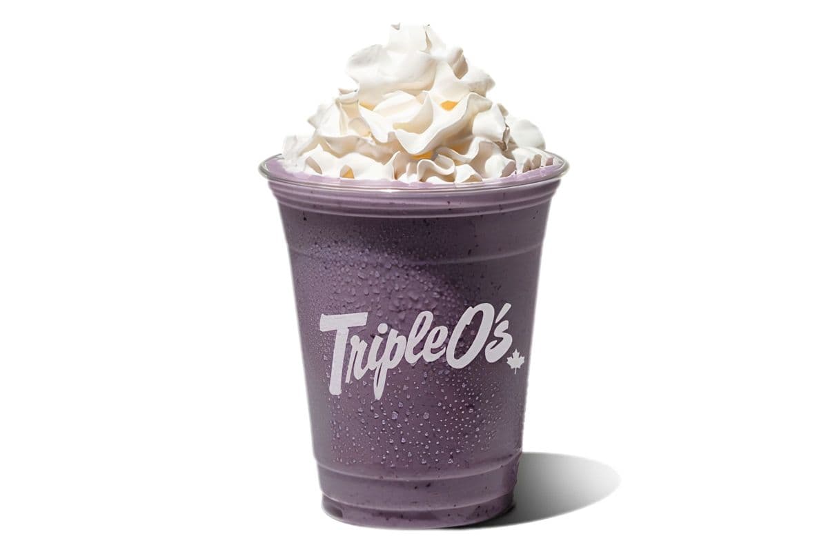 Blueberry Milkshake (20 oz)