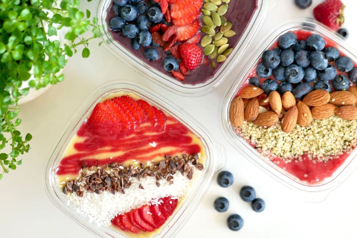 Hawaiian Half Moon Smoothie Bowl