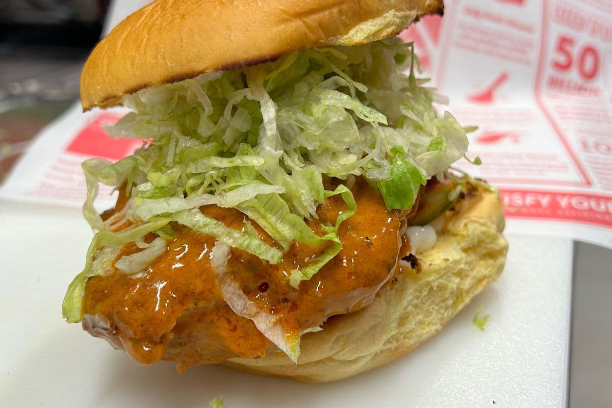 The Buffalo Blue Cluck (6 oz chicken breast )