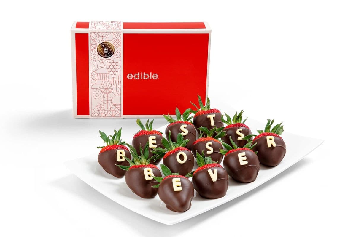 Boîte de fraises enrobées de chocolat pour la Journée du patron / Boss's Day Chocolate Covered Strawberries Box