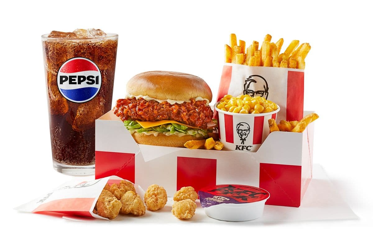 Boîte-repas de Sandwich Zinger bien saucé / Zinger Drip Sandwich Box Meal