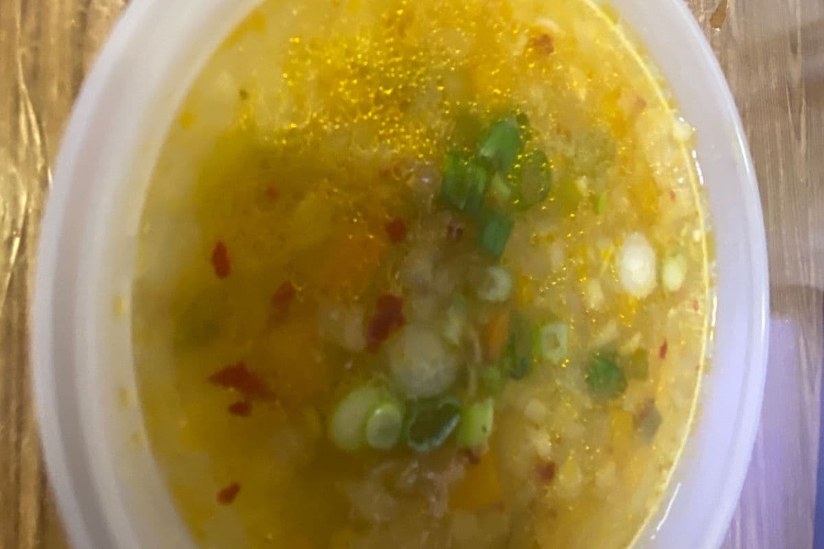 Hot &Sour veg Soup (12 ounces )