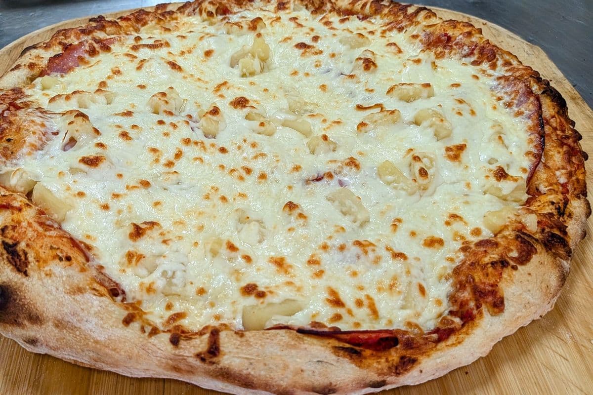 Hawaiian Pizza 14"