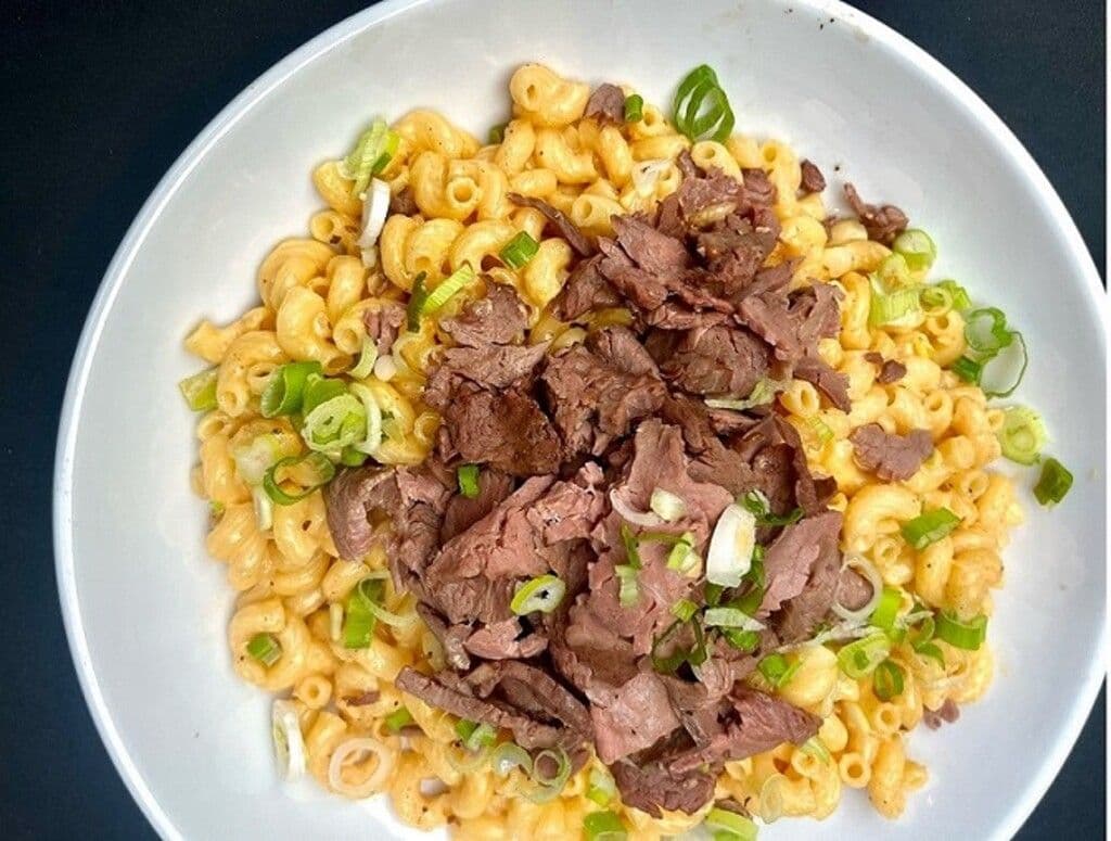 Pâtes Mac n Cheese à la côte de boeuf