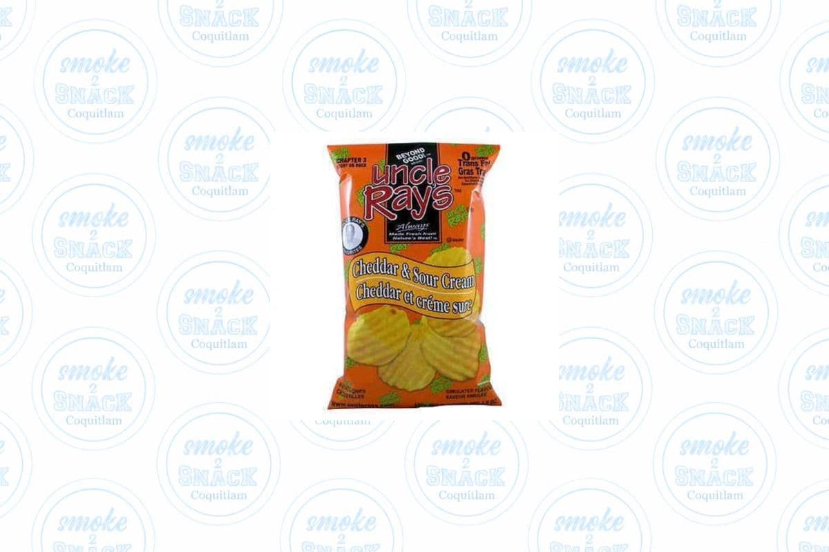 Uncle Rays Cheddar and Sour Cream 130g
