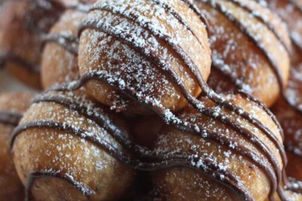 Fried Dough with sugar & Milk Chocolate