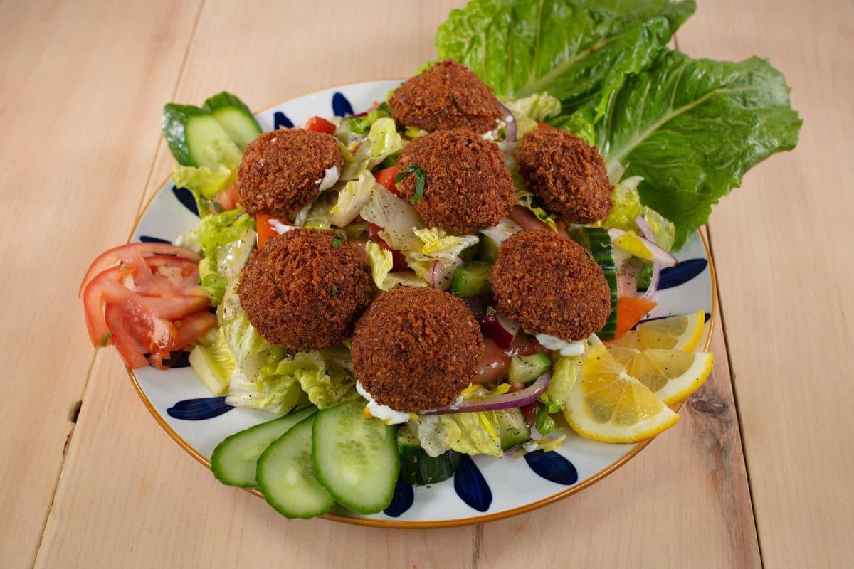 Falafel Salad 🌱