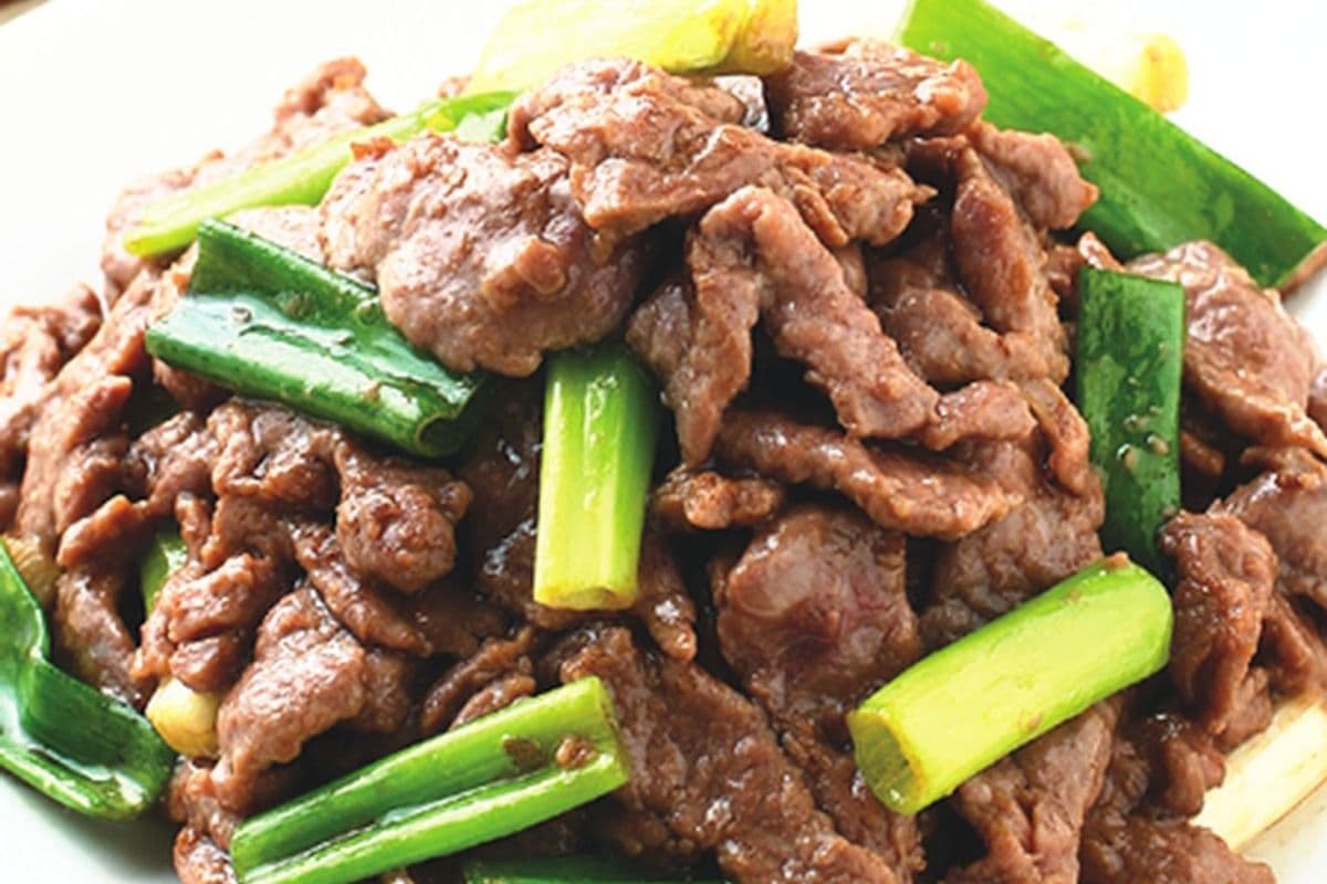 Scallion Beef 葱爆牛肉