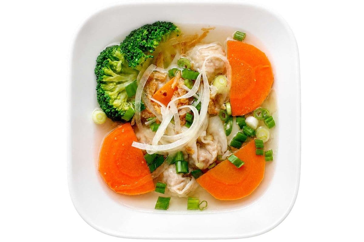8. Wonton Soup (8 pcs)