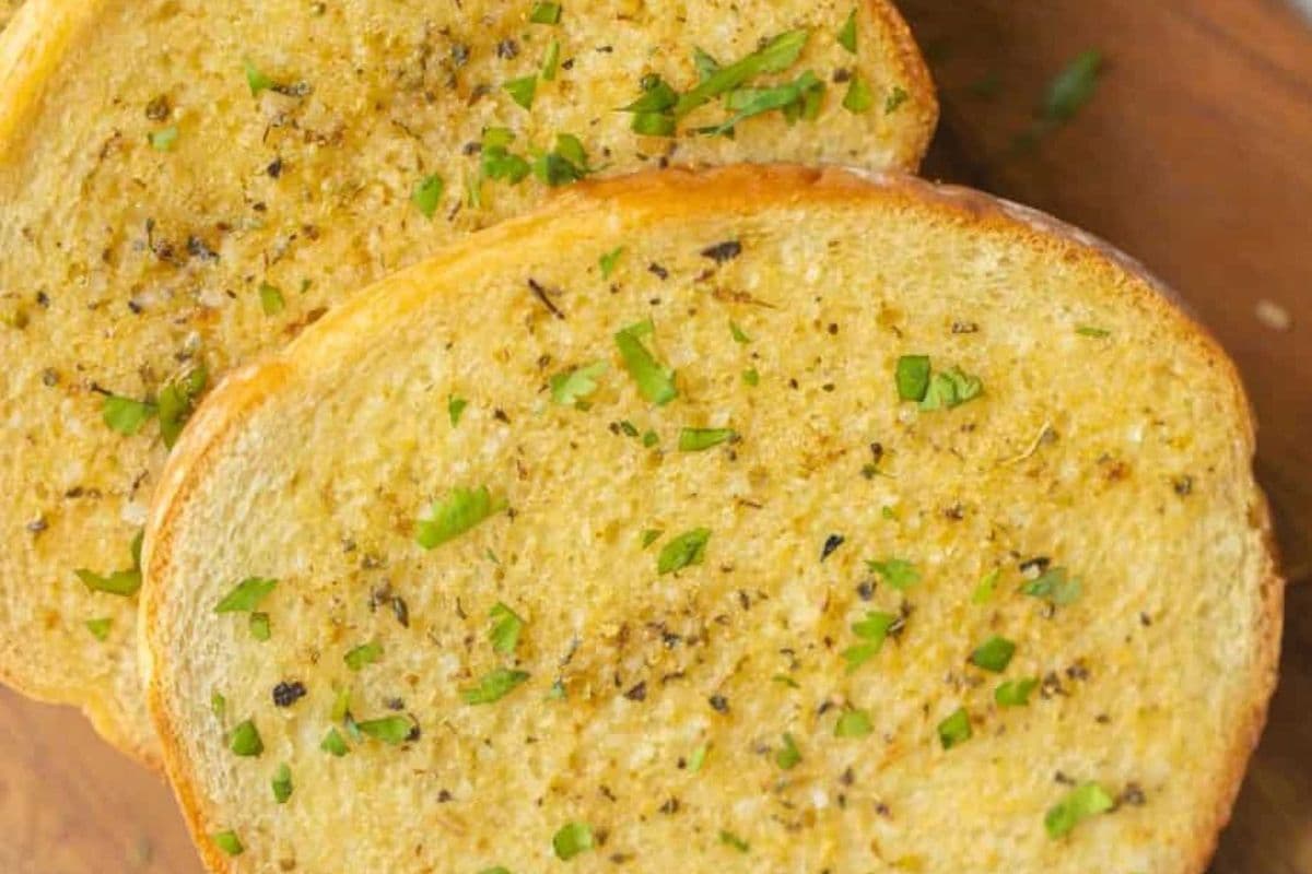 Garlic Toast with Fries