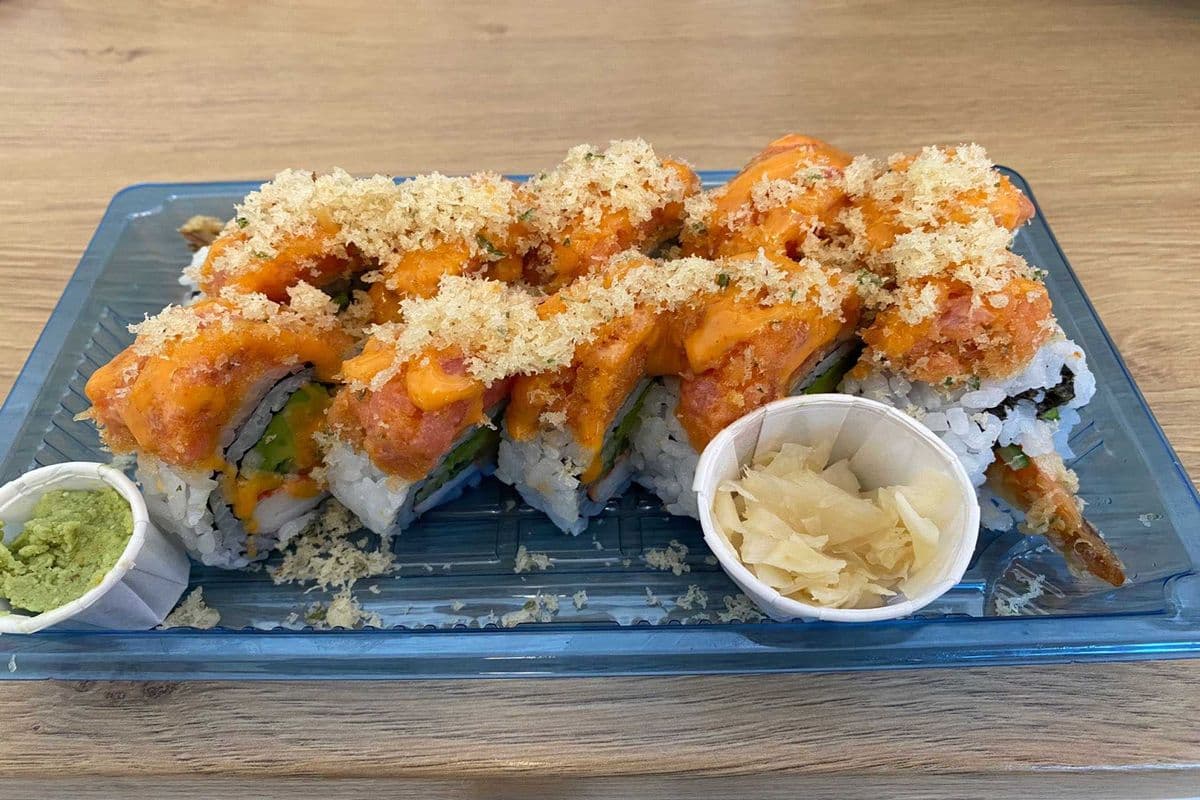 Spicy Tuna Crunchy Dragon (10 pcs)