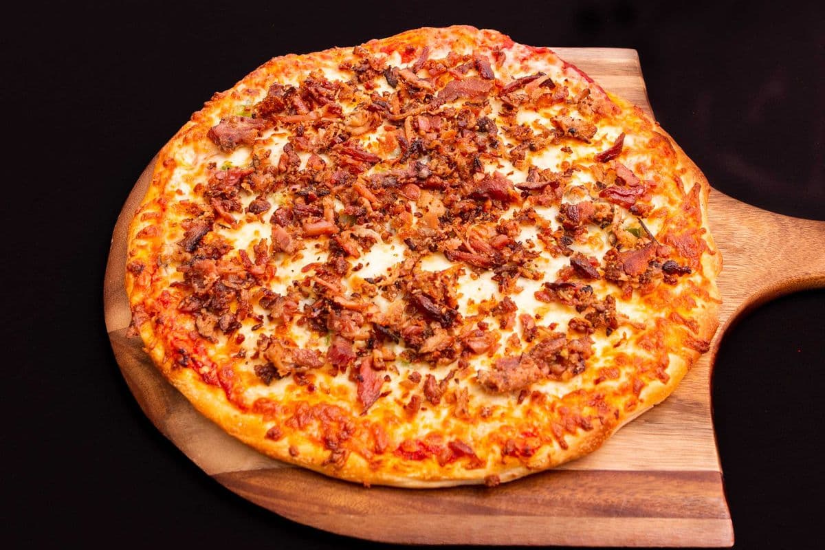Pizza moyenne La Bellevue