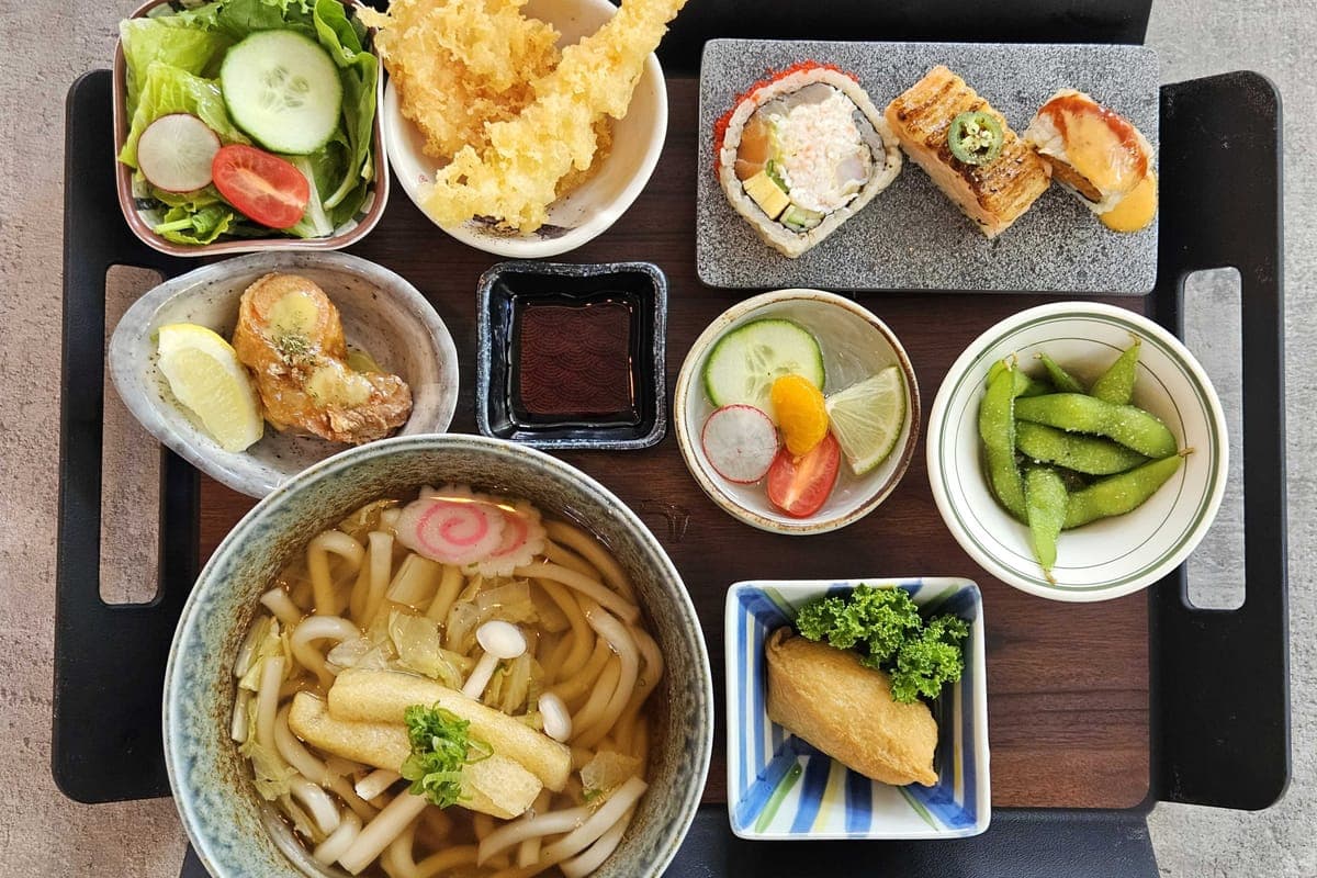 LUNCH TEISHOKU Udon Half