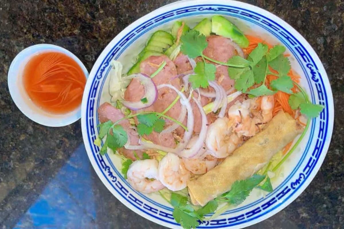 80. Bun Tom, Cha Gio, Nem Nuong