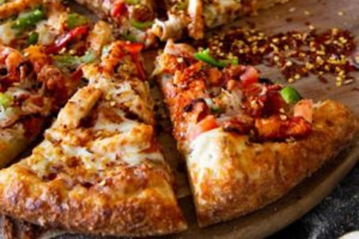 9. 12" Medium Pesto Chicken Pizza