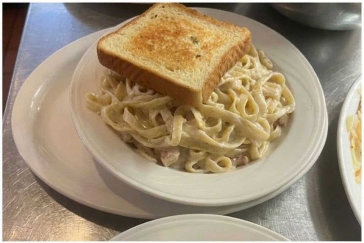 Chicken Fettuccine Alfredo