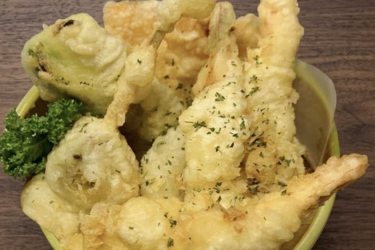 T05 Assorted Tempura (7pcs)