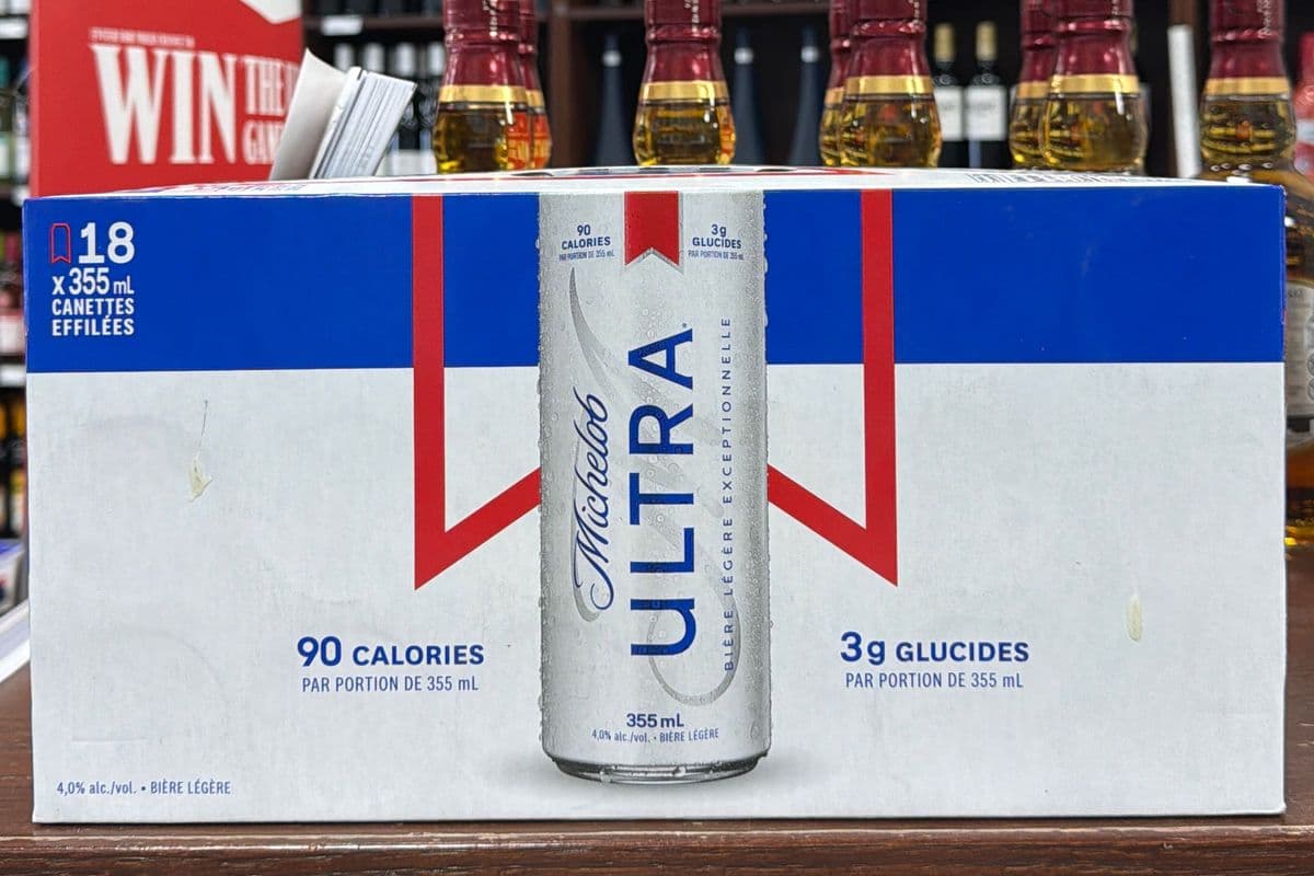 Michelob Ultra 18 cans (1 x 355 ml x 12 cans)