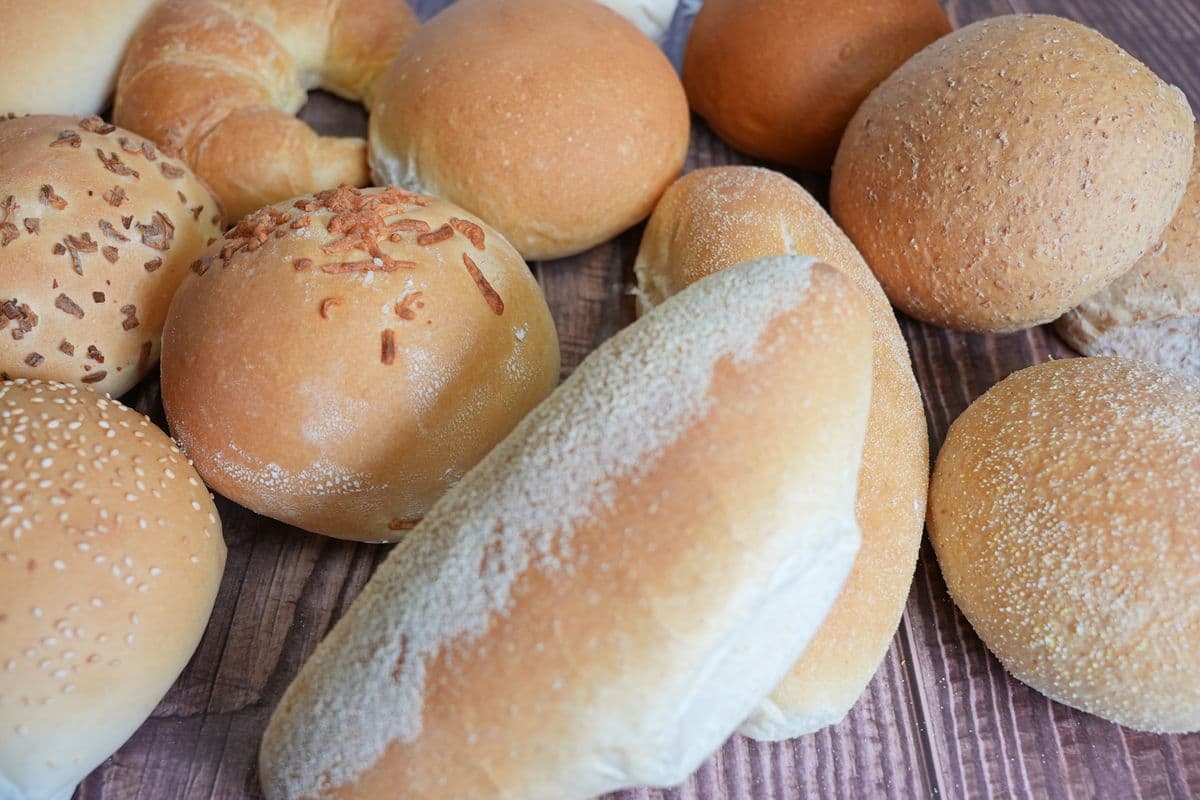 Hotdog Buns (6 pcs)