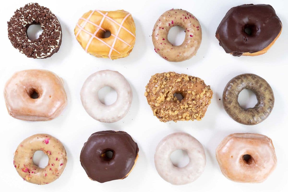 Regular Dozen Donuts (12 pcs)