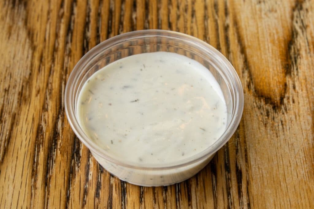 Small Garlic Sauce (Salad Dressing)