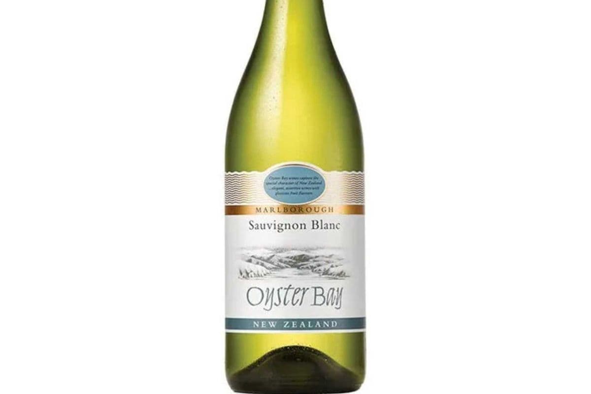 Oyster Bay Marlborough Sauvignon Blanc Wine (750 ml) (1 x 750 ml)