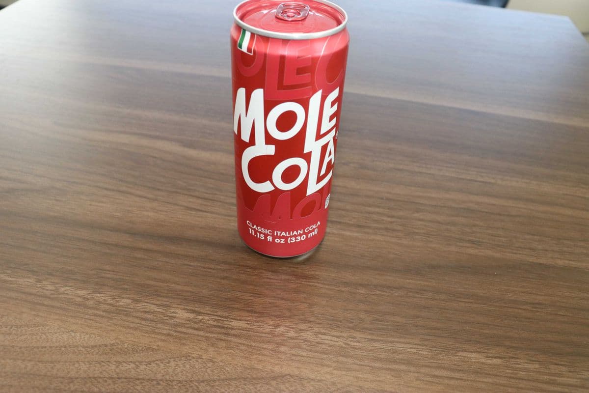 Mole Cola