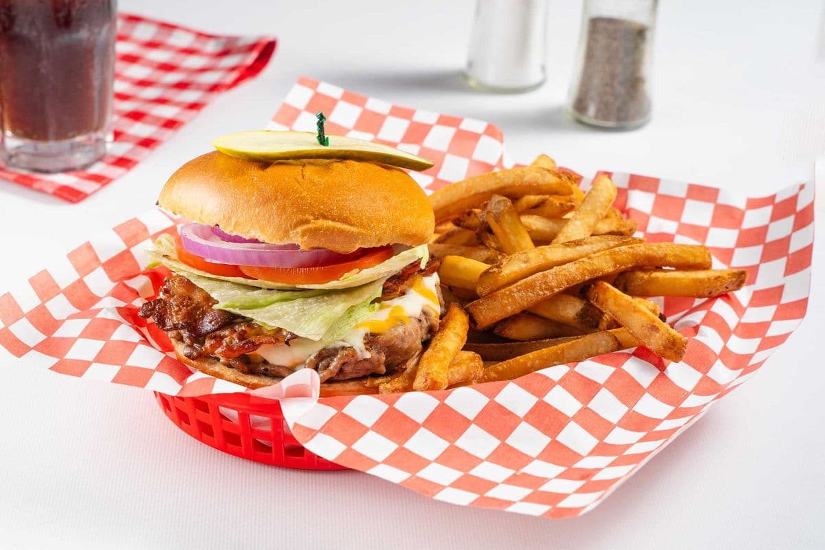 (5 oz) Bacon Cheeseburger