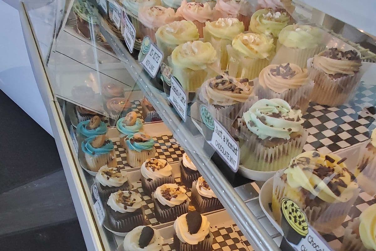 Mix and Match Cubecakes (6 pcs)