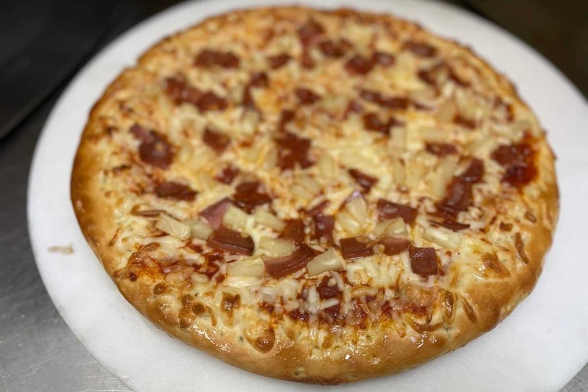 Hawaiian Pizza