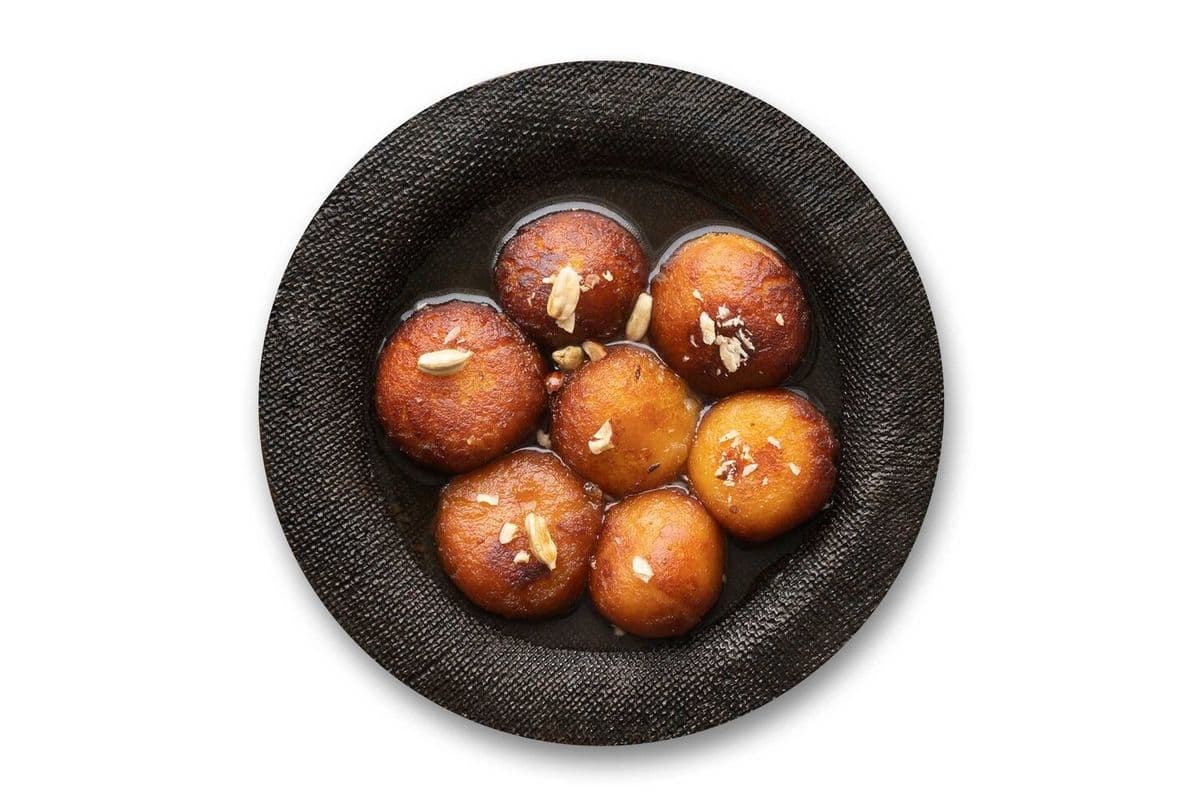 Gulaab Jamun ( 1 LB)