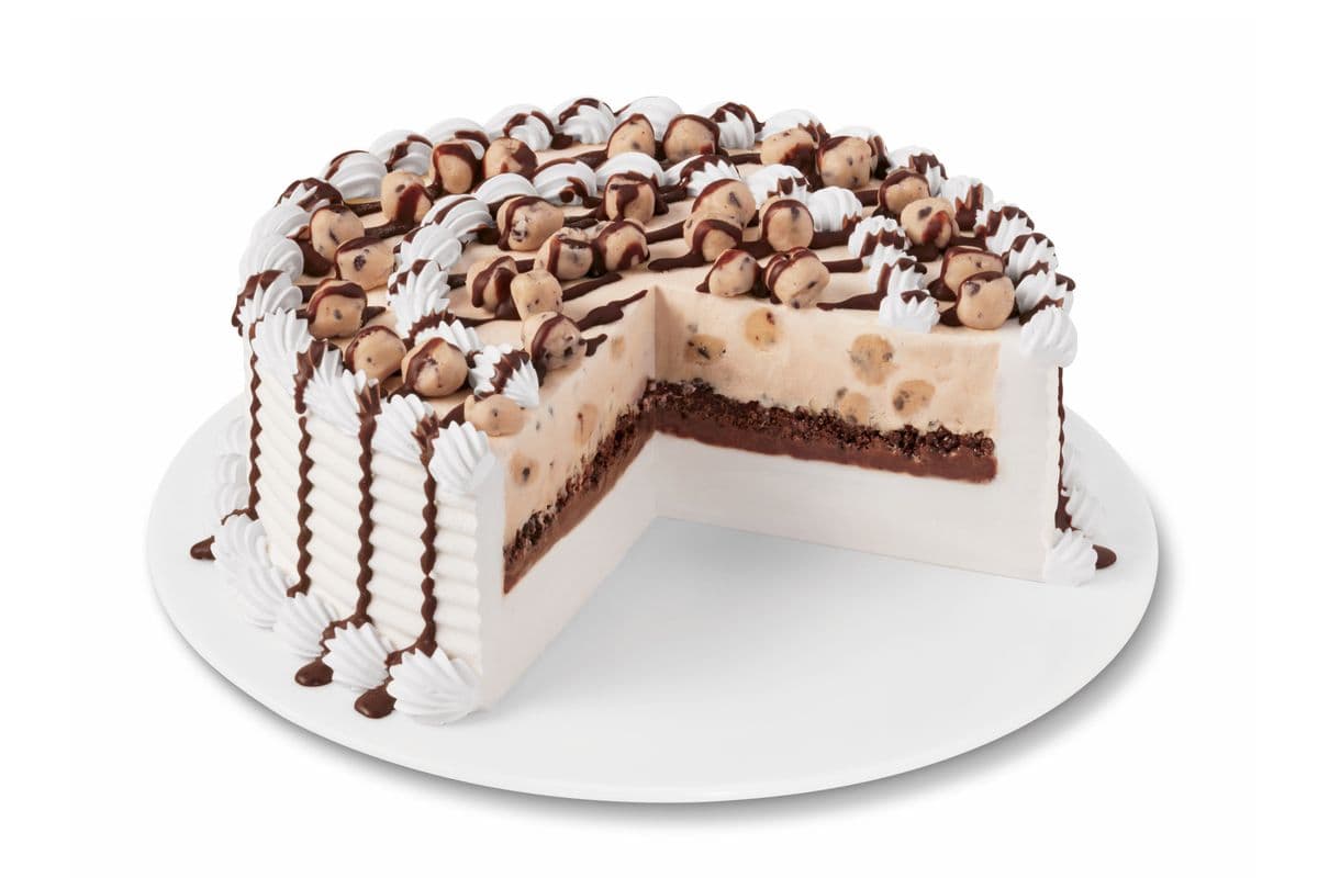 8'' Cookie Dough Blizzard® Cake