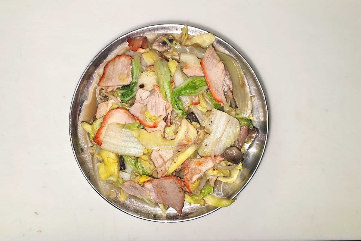 Large BBQ Pork Chop Suey