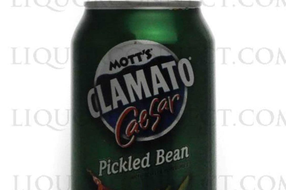 Mott’s Clamato Caesar Pickled Bean (6 x 341ml Can)