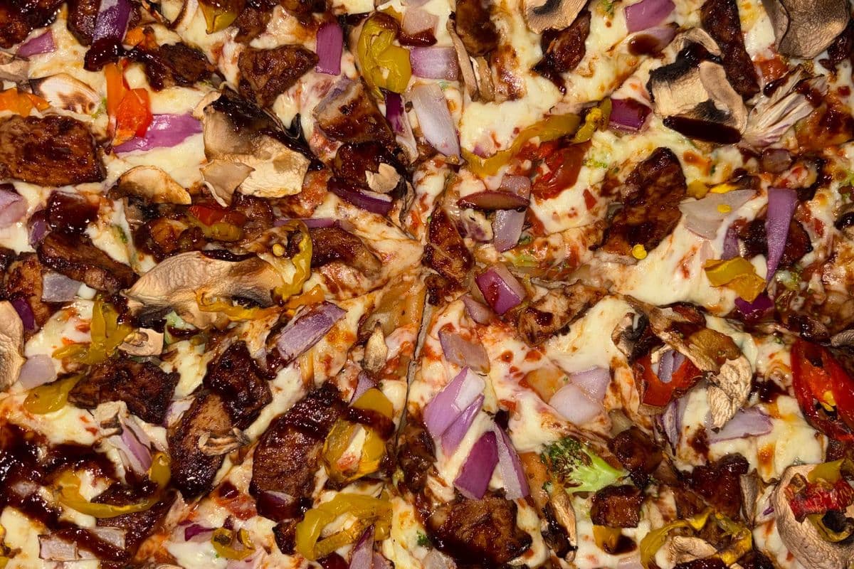 Medium New York-Style BBQ Chicken Pizza