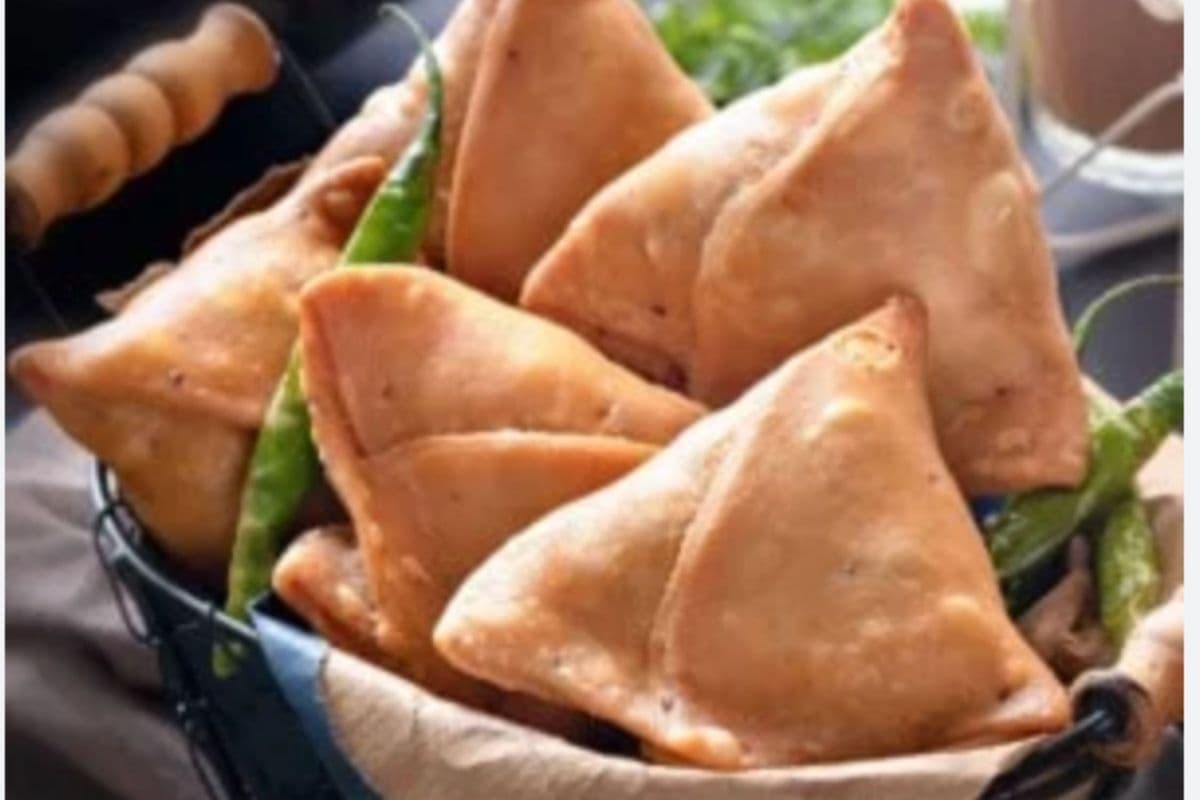 Chicken Samosa VEGAN (2pc)